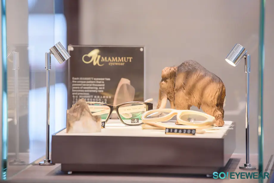 MAMMUT
